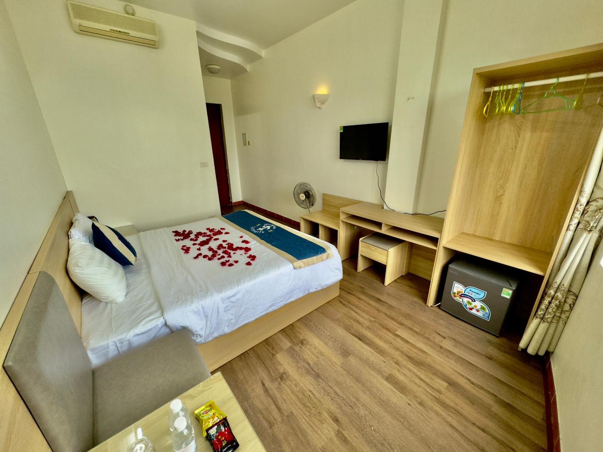 Cat Ba Plaza Hotel Dong Khe Sau Εξωτερικό φωτογραφία