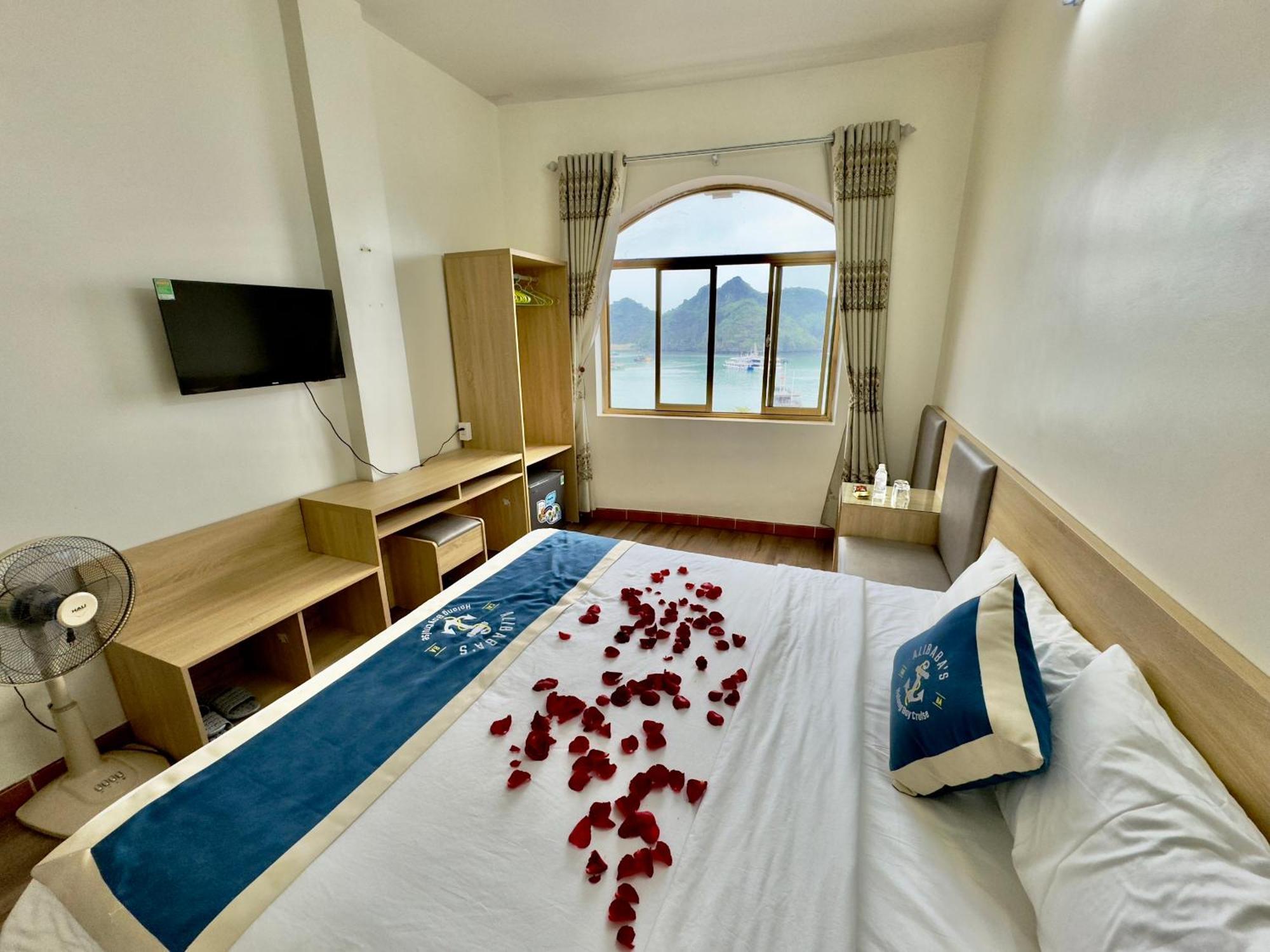 Cat Ba Plaza Hotel Dong Khe Sau Εξωτερικό φωτογραφία